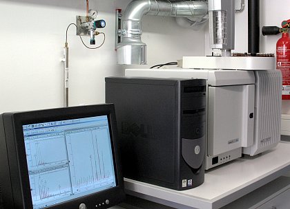 Gaschromatograph mit Ionenfallen-Massenspektrometer